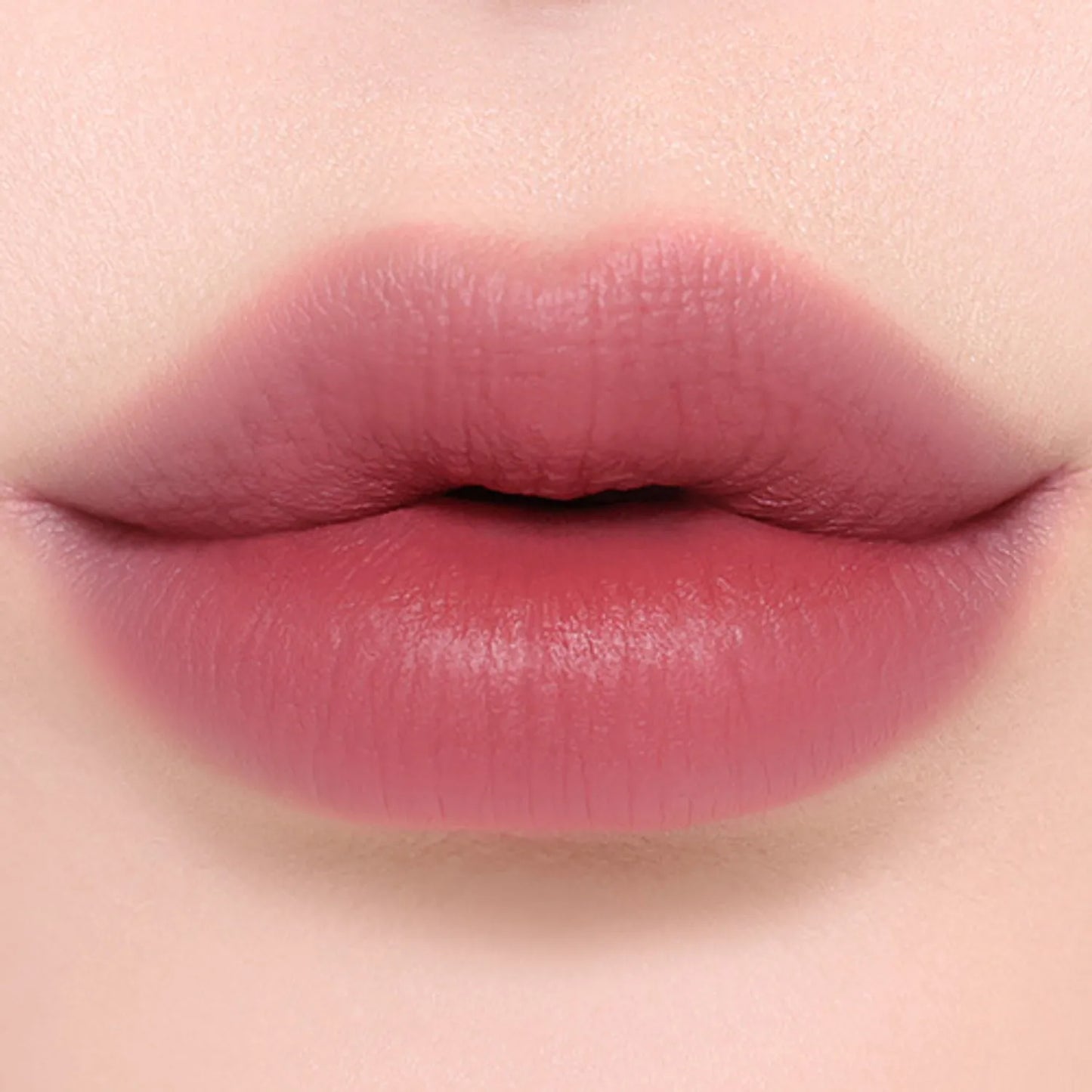 Two-in-One Velvet & Gloss Lip Tint — Matte & Shine in One Swipe